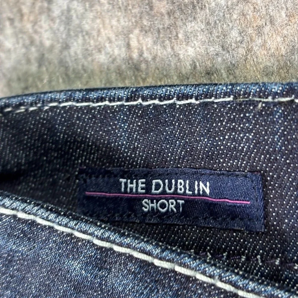 Vigoss‎ Denim Shorts Women's 26 x5 The Dublin Bermuda Embroidered Jorts Jean
